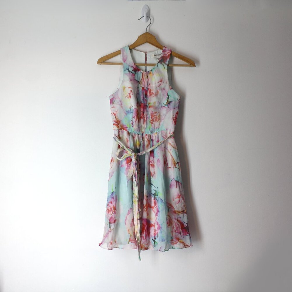 Ever New Melbourne flowy silk floral roses Dress Size 0 / 00 / 2XS lined